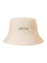 Lade das Bild in den Galerie-Viewer, BUCKET HAT
