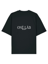 Lade das Bild in den Galerie-Viewer, ONÉ LÅB T-SHIRT BLACK
