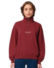 Lade das Bild in den Galerie-Viewer, ONÉ LÅB SWEATER MIT REISSVERSCHLUSS I RED
