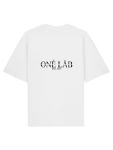 Load image into Gallery viewer, ONÉ LÅB T-SHIRT (OVERSIZE) / unisex
