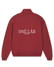 Lade das Bild in den Galerie-Viewer, ONÉ LÅB SWEATER MIT REISSVERSCHLUSS I RED
