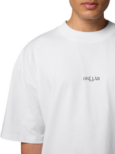 Load image into Gallery viewer, ONÉ LÅB T-SHIRT (OVERSIZE) / unisex

