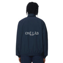 Lade das Bild in den Galerie-Viewer, URBAN-WINDJACKE NAVY
