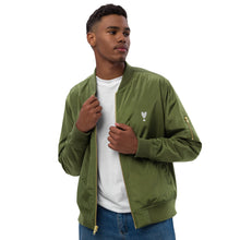 Lade das Bild in den Galerie-Viewer, PREMIUM RECYCELTE BOMBERJACKE GREEN
