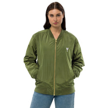 Load image into Gallery viewer, PREMIUM RECYCELTE BOMBERJACKE I GREEN
