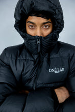 Lade das Bild in den Galerie-Viewer, PUFFER JACKET (LIMITED EDITION)
